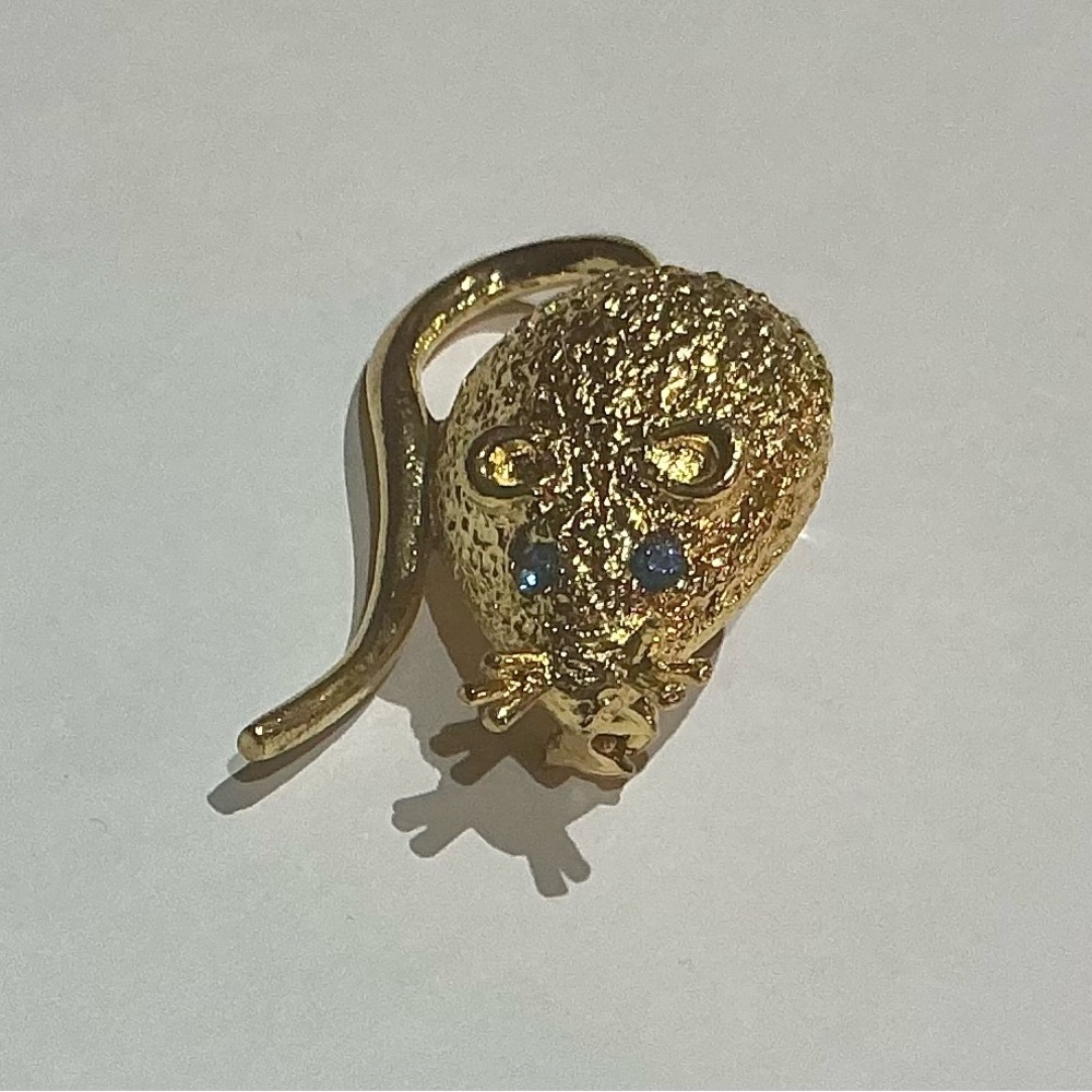 VintageTexture Gold Tone Mouse Brooch with Blue Accents